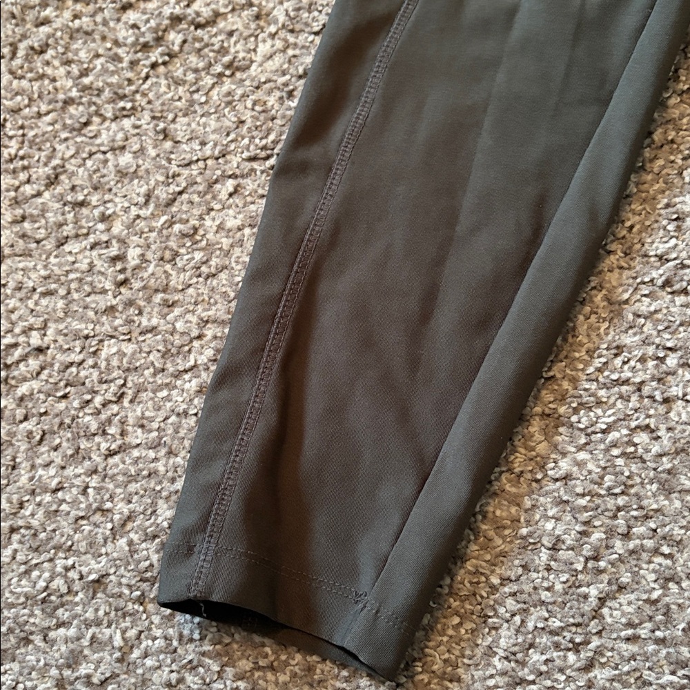 VOGO Athletica Olive Green High-Rise Leggings with Pocket - Picture 2 of 5